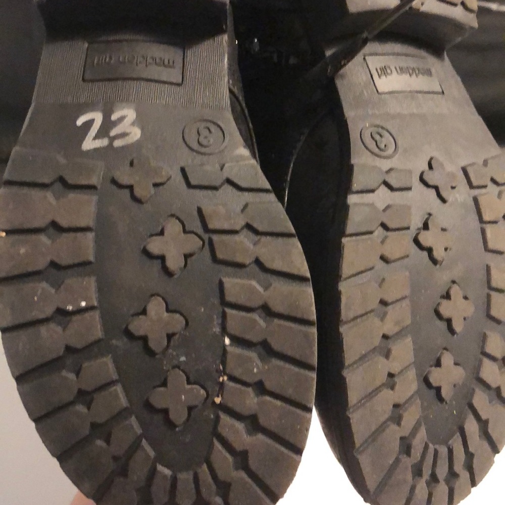 Girls shoes - Picture 3 of 3